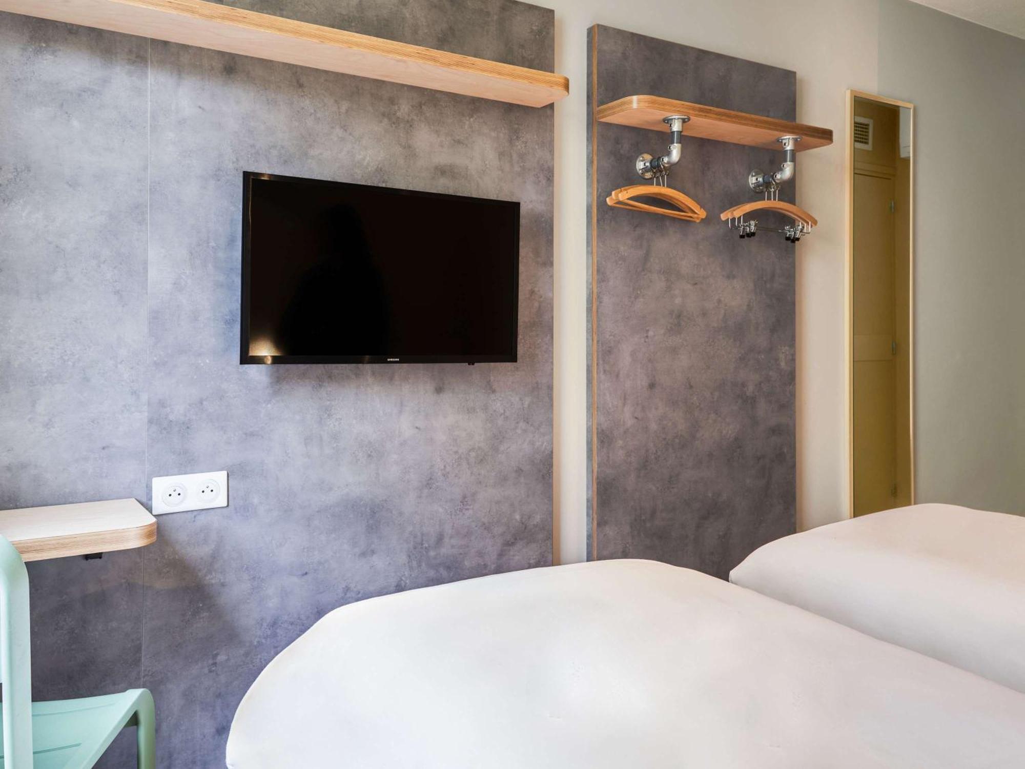 Ibis Budget Saint-Maurice Exterior foto